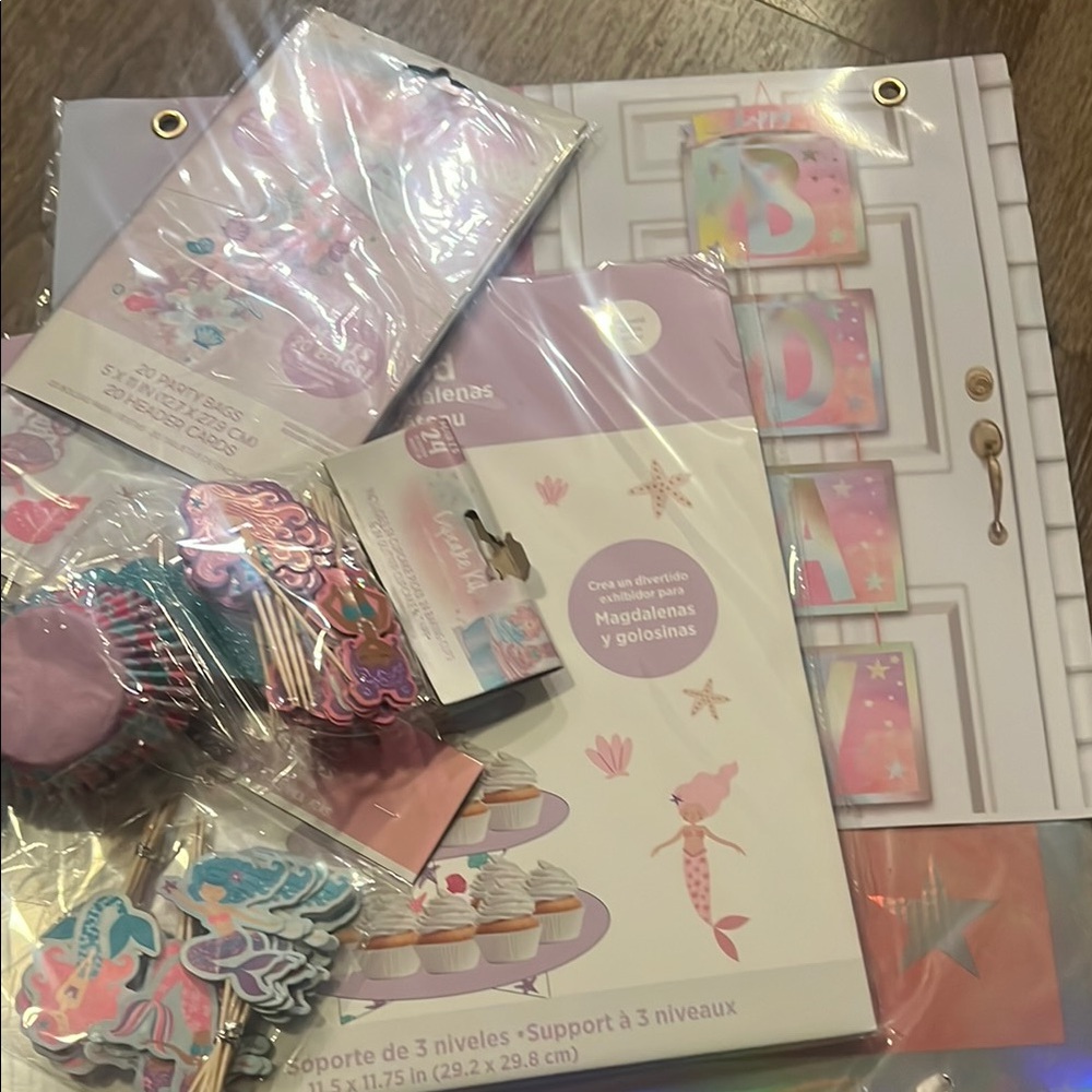 Mermaid Party Supplies Set - Pink and Purple
